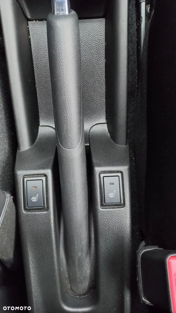 Suzuki Swift 1.2 Premium Plus - 26