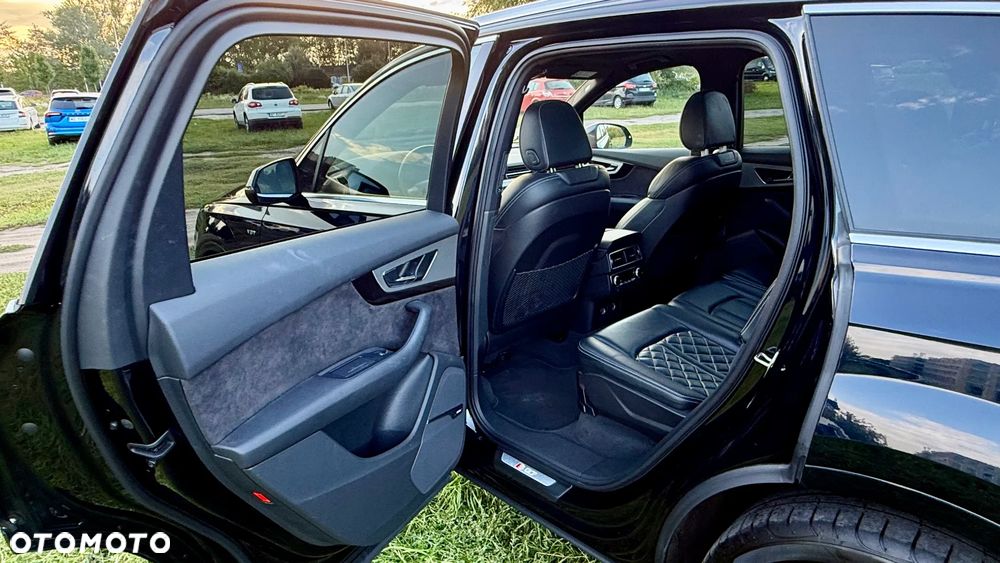 Audi SQ7 - 8