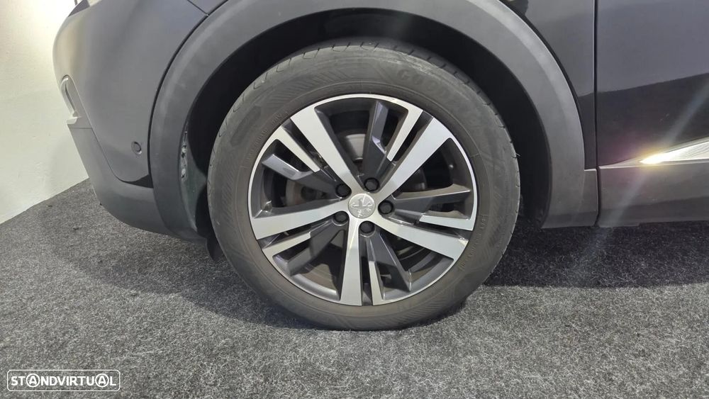 Peugeot 3008 1.5 BlueHDi Allure EAT8 - 41