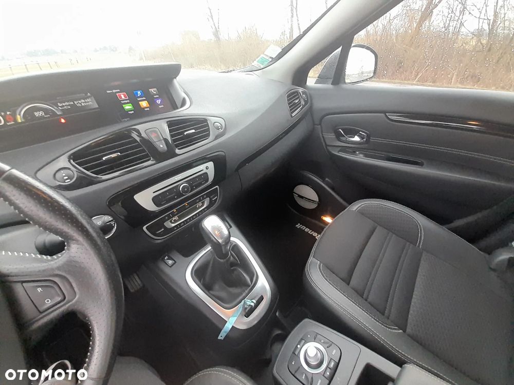 Renault Grand Scenic dCi 110 EDC Bose Edition - 28