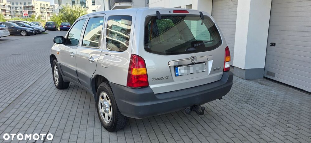 Mazda Tribute 2.3 Comfort - 6