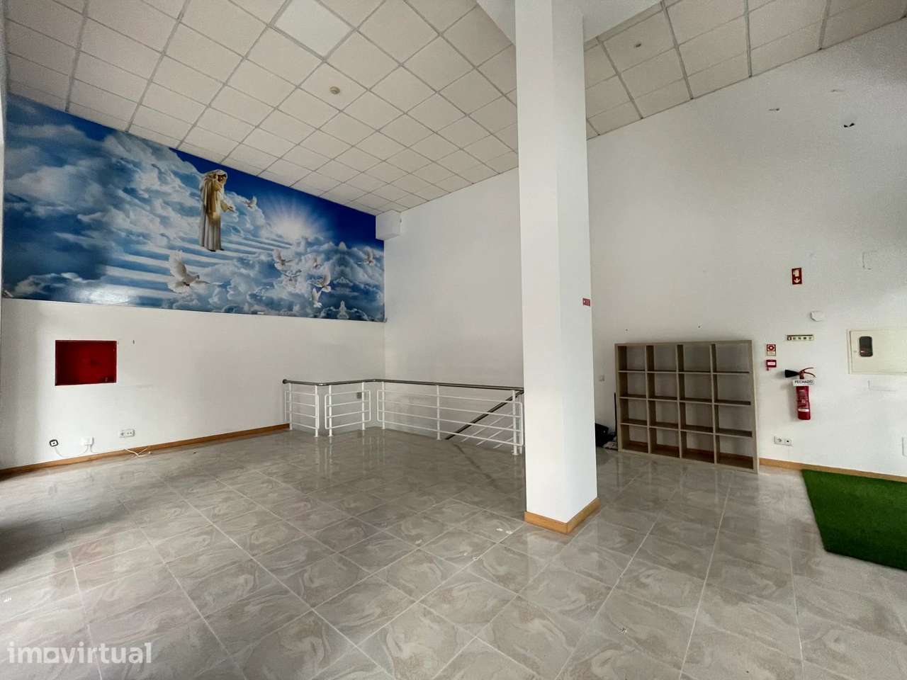 Loja com rentabilidade de 3.1% no centro de Ponte da Barca - Grande imagem: 2/14