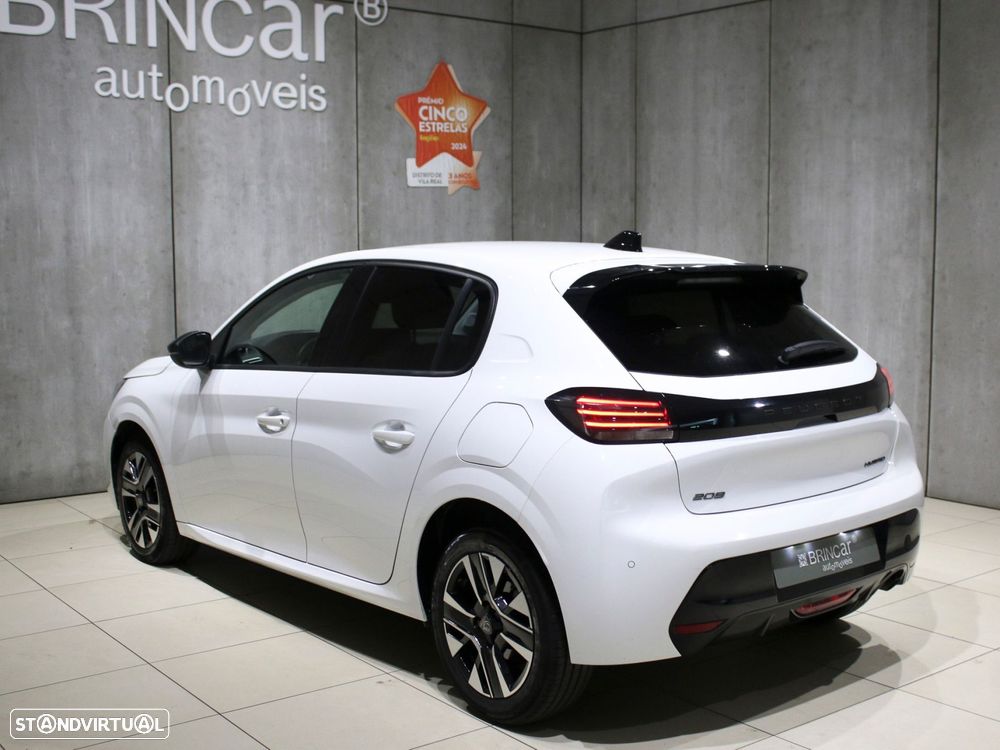 Peugeot 208 1.2 Hybrid Allure e-DCS6 - 11