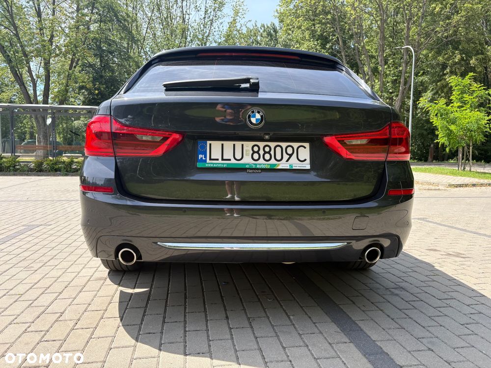 BMW Seria 5 520d Luxury Line - 30