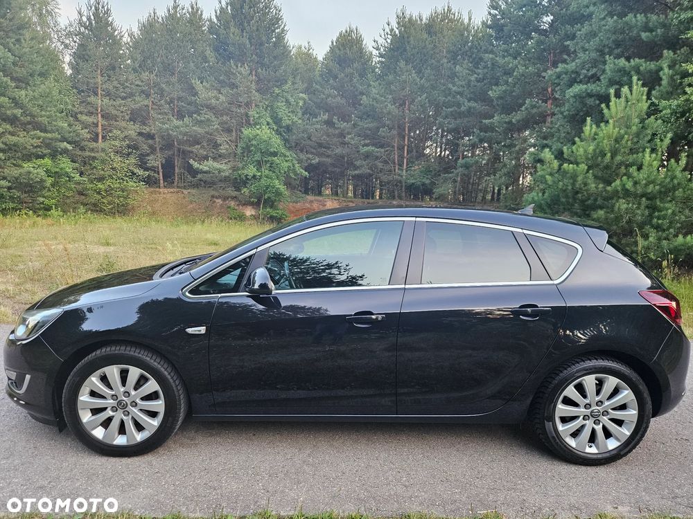 Opel Astra 2.0 CDTI Exklusiv - 3