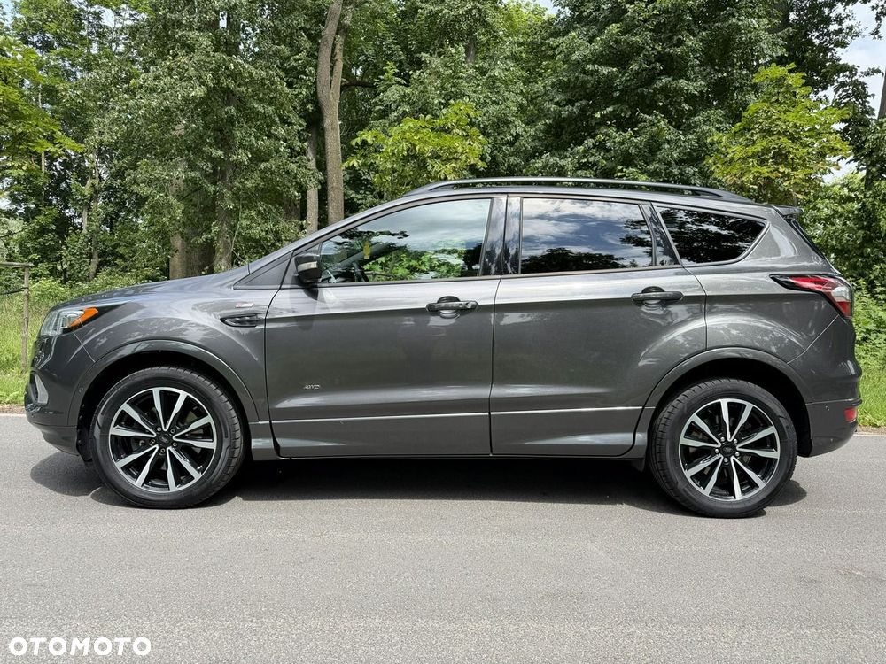 Ford Kuga - 4
