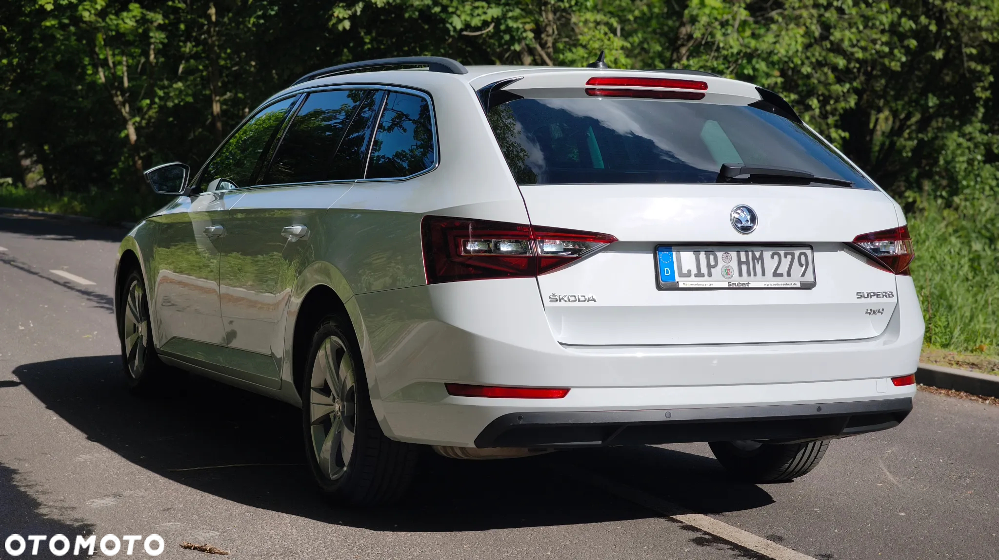 Skoda Superb 2.0 TDI 4x4 DSG Ambition - 12