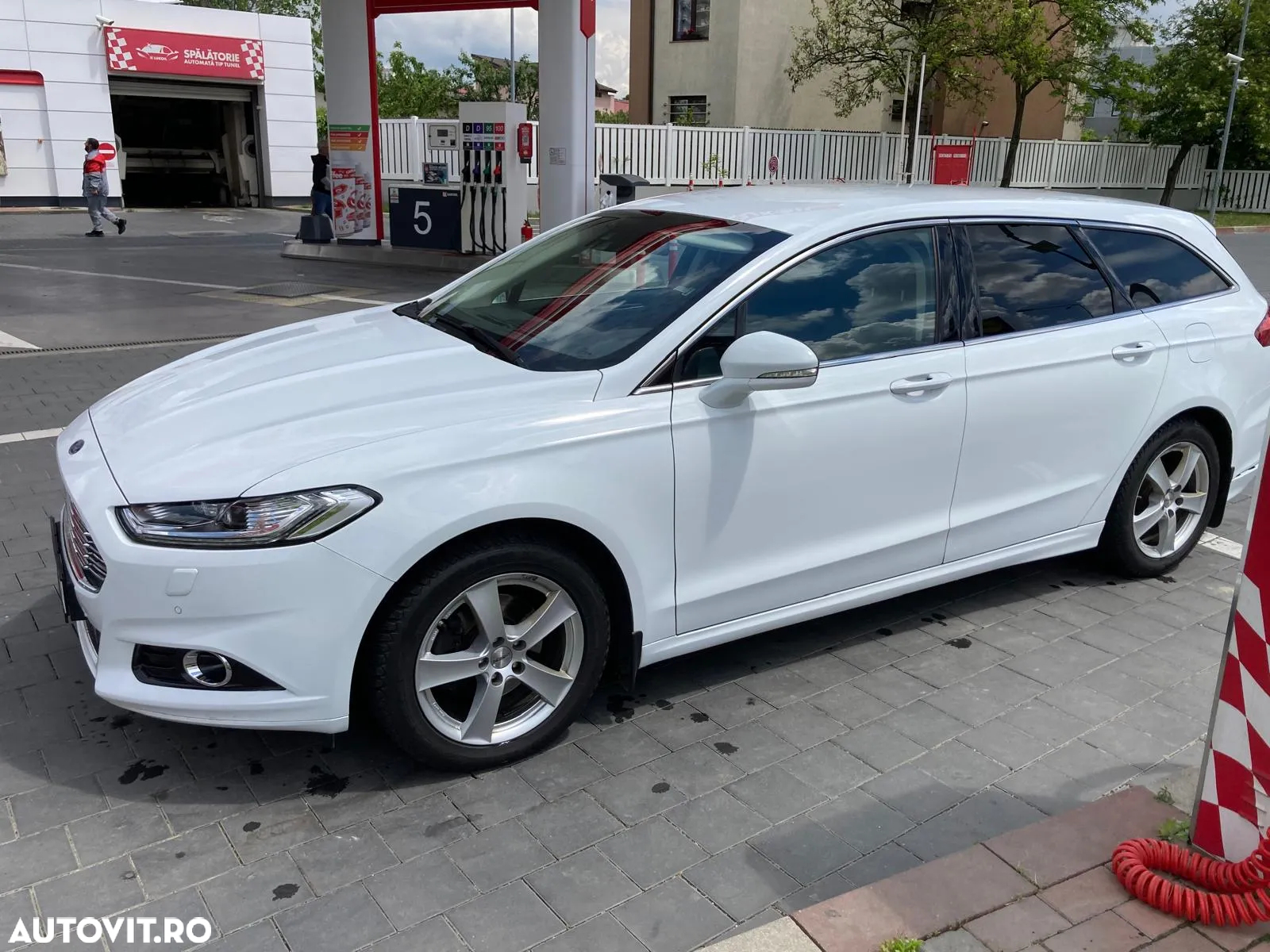 Ford Mondeo 2.0 TDCi PowerShift-Aut Allrad Business Edition - 3