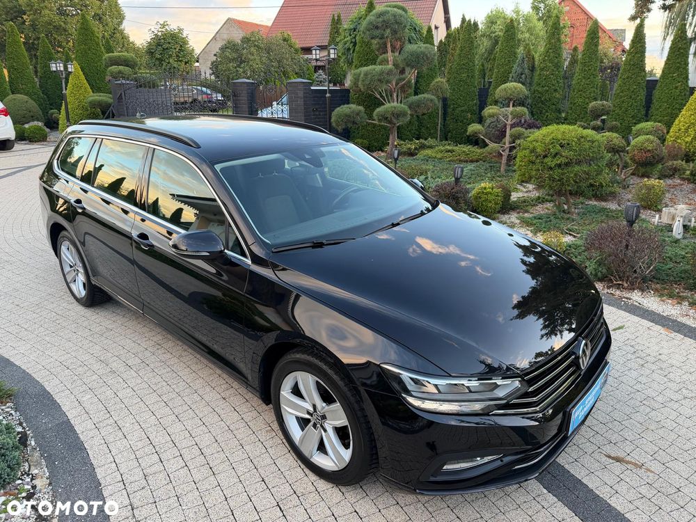 Volkswagen Passat 2.0 TDI SCR DSG Comfortline - 27
