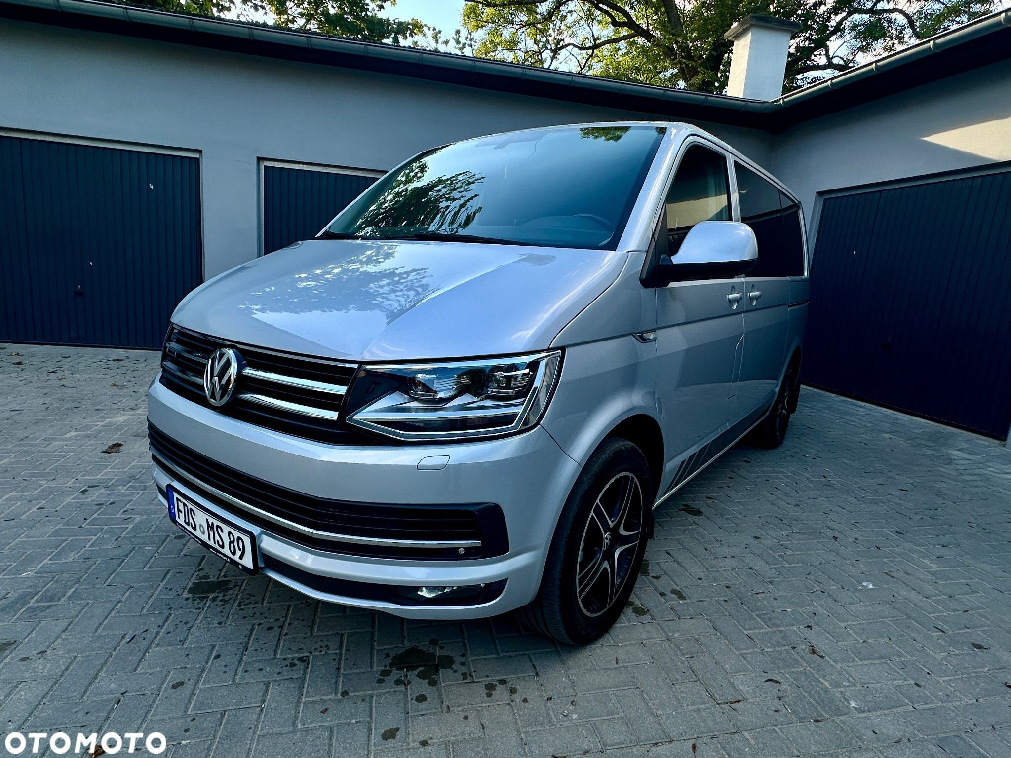 Volkswagen Transporter T6 BiTDI L2 4Motion DSG - 1