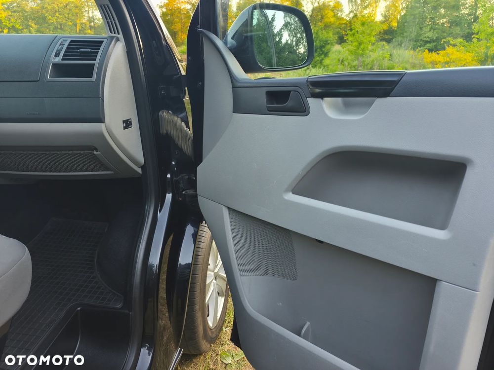 Volkswagen Transporter - 23