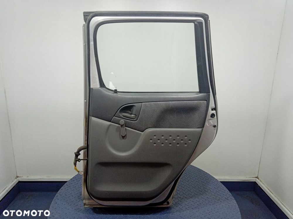 TOYOTA YARIS VERSO 99- DRZWI TYŁ PRAWE TYLNE 199 - 2