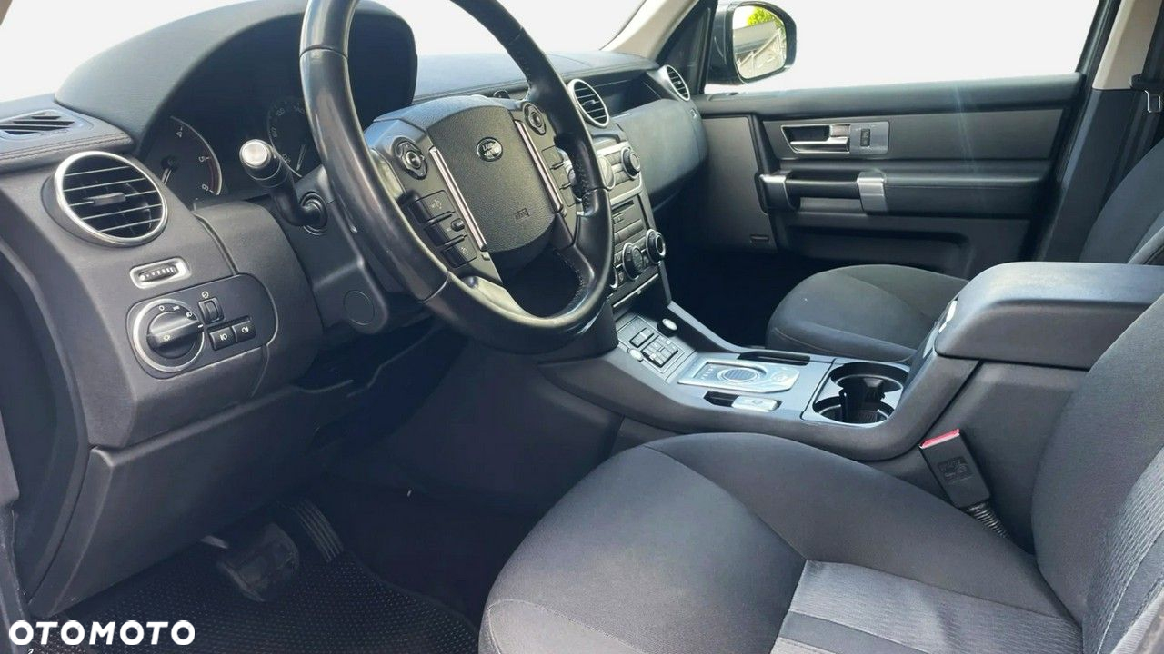 Land Rover Discovery IV 3.0 SD V6 HSE - 8
