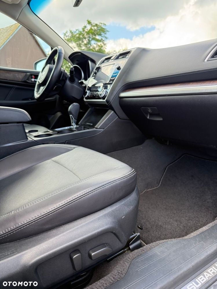 Subaru Outback - 32