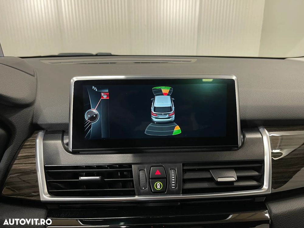 BMW Seria 2 220d Active Tourer Aut. Luxury Line - 14