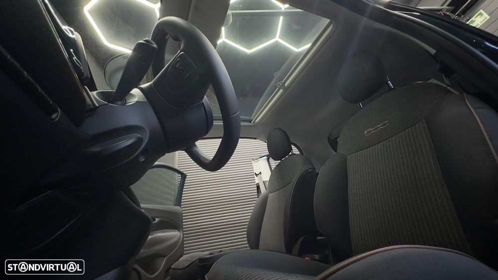 Fiat 500e 3 + 1 42kWh Icon - 35