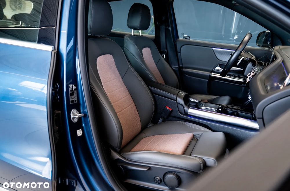 Mercedes-Benz EQA 250 66.5kWh Electric Art - 36