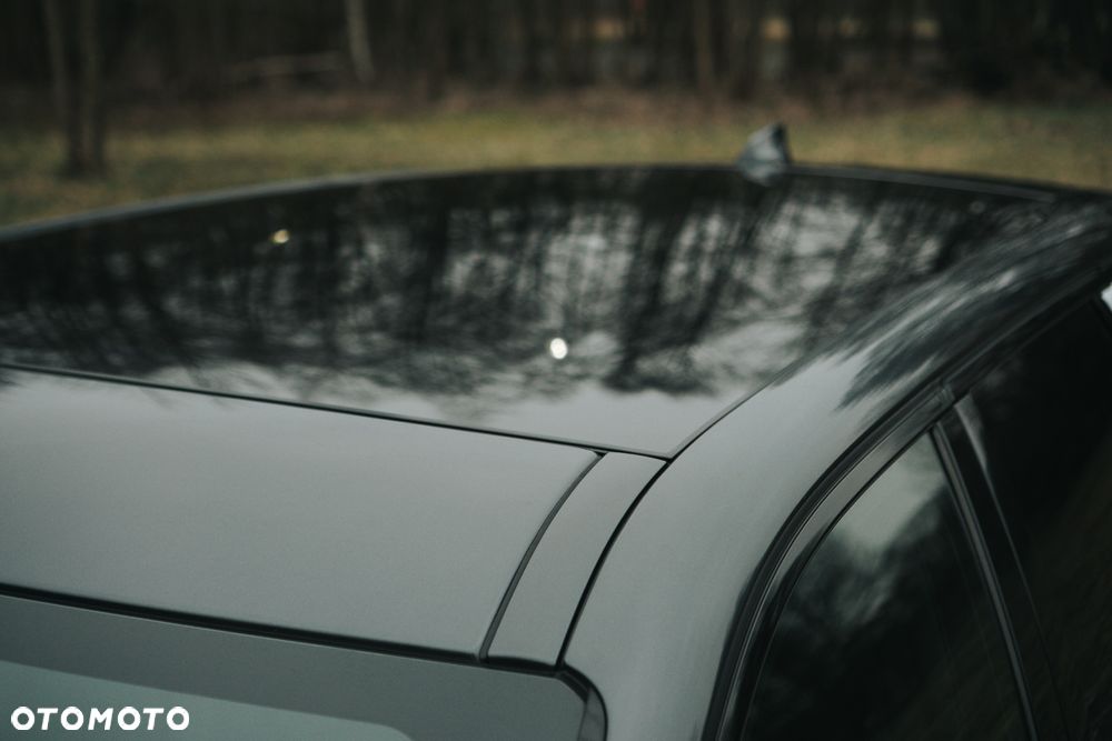Land Rover Discovery Sport D180 HSE - 31