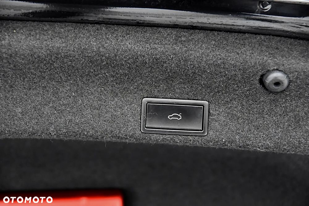 Volkswagen Passat 2.0 TSI Elegance DSG - 37