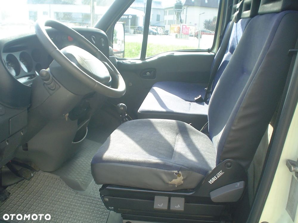 Iveco DAILY - 10