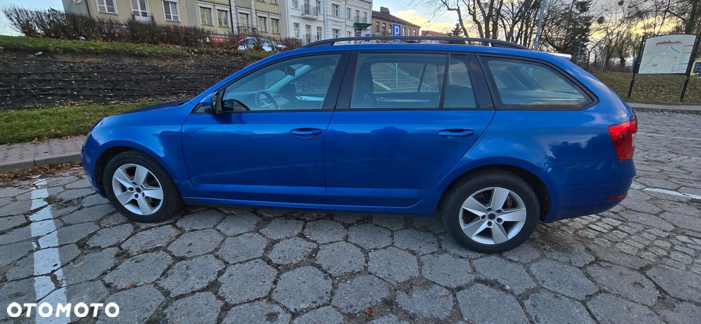 Skoda Octavia 1.6 TDI Ambition - 8