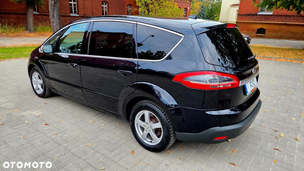 Ford S-Max - 8