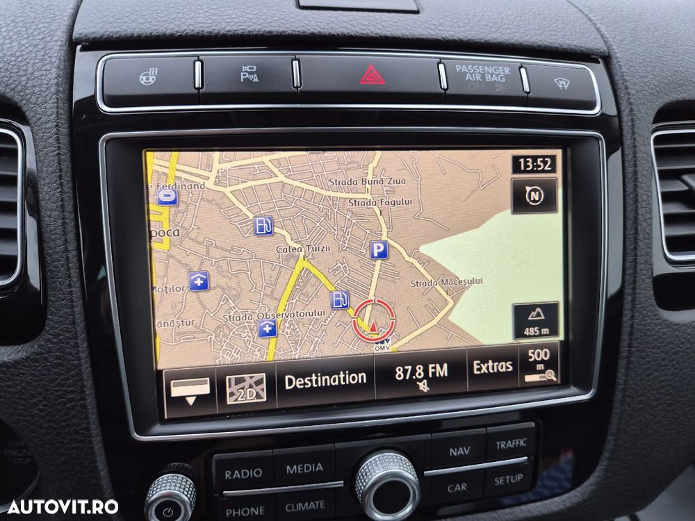 Volkswagen Touareg 3.0 V6 TDI BMT - 23