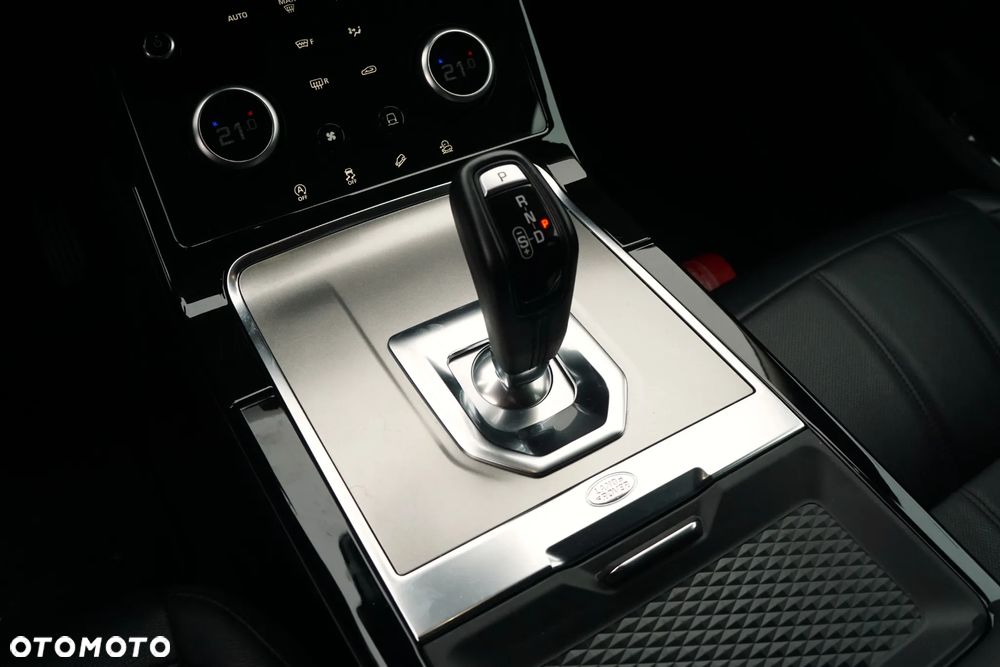 Land Rover Range Rover Evoque - 22