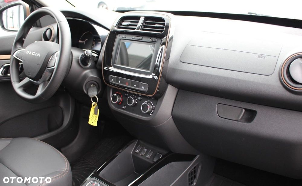 Dacia Spring - 12