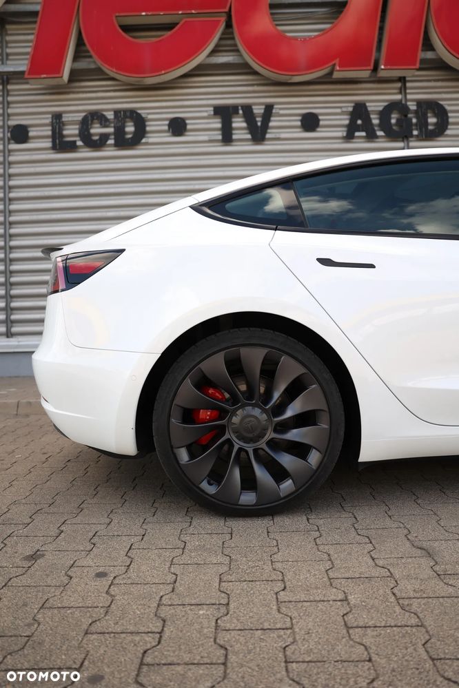 Tesla Model 3 - 20