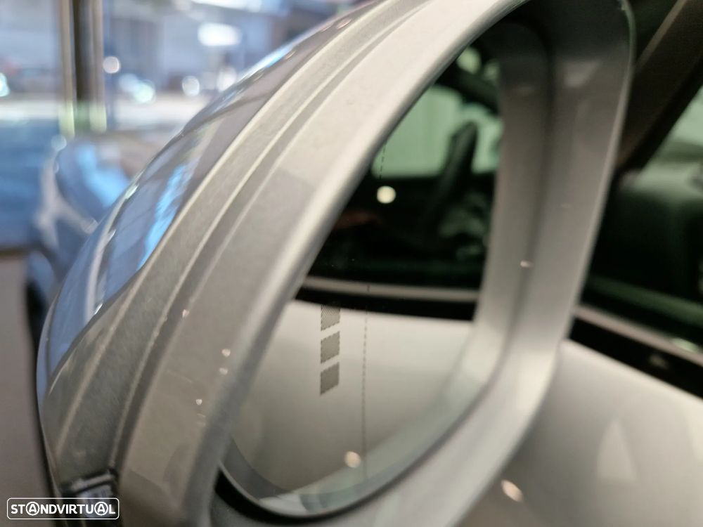 Porsche Cayenne Coupé E-Hybrid - 16