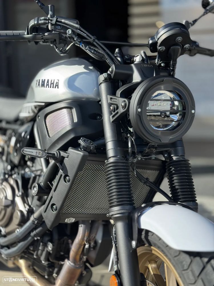 Yamaha XSR 700 LEGACY - 10