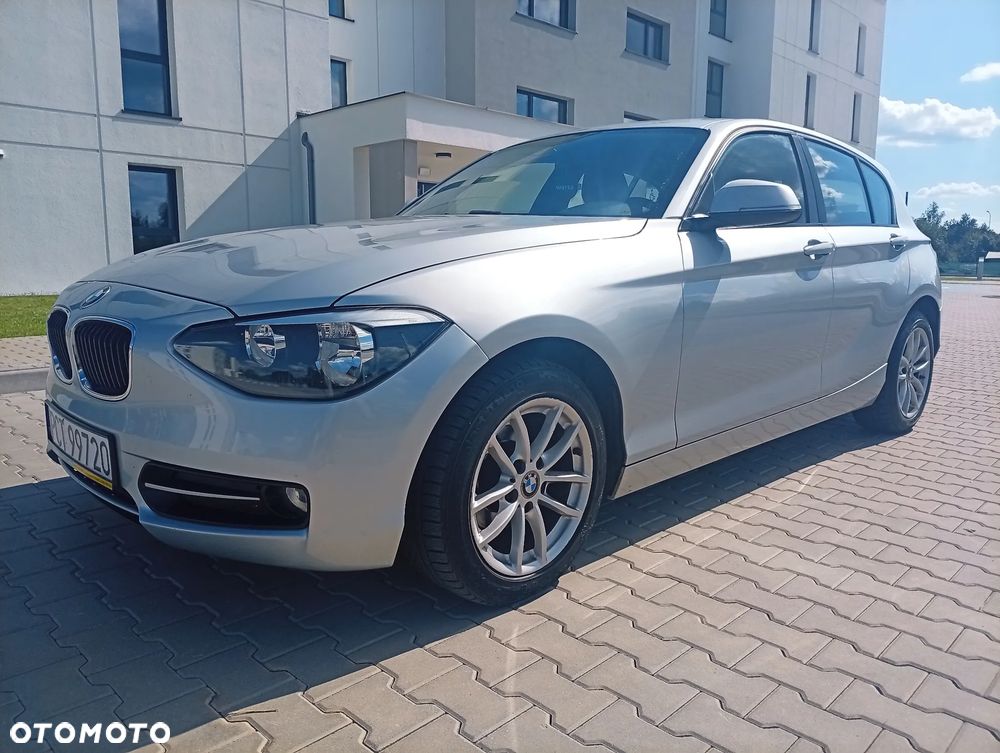 BMW Seria 1 116d Sport Line - 3