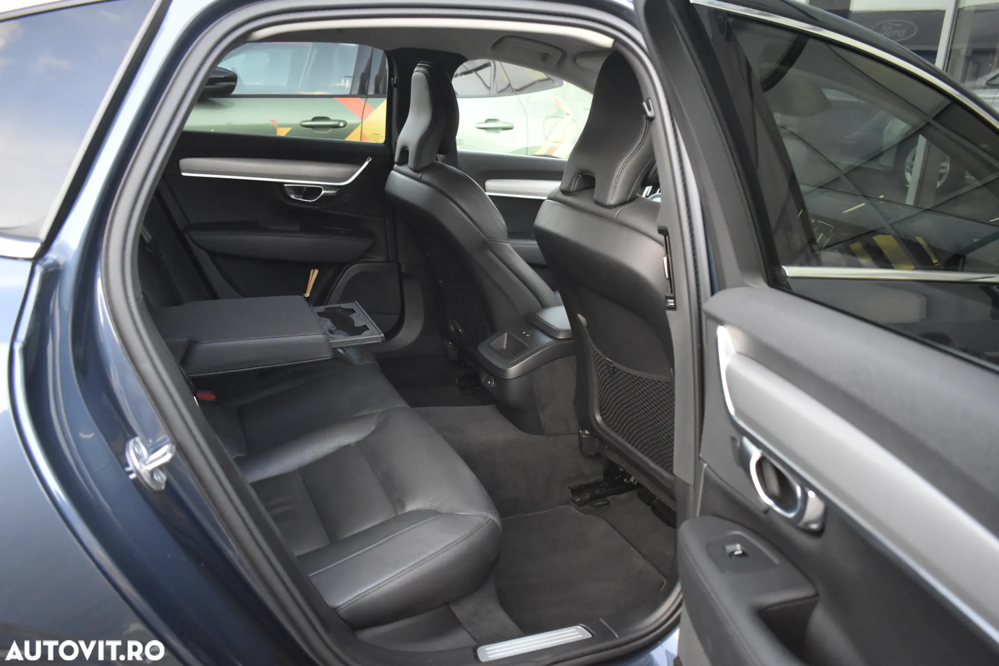 Volvo S90 - 25