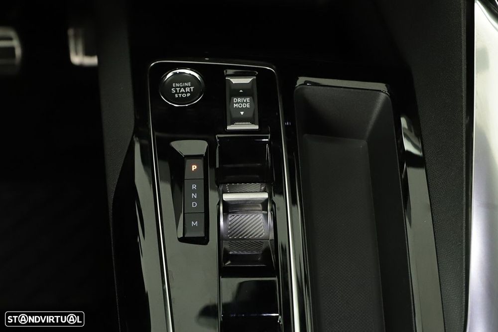 Peugeot 3008 1.2 PureTech GT EAT8 - 14