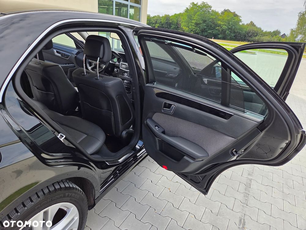Mercedes-Benz Klasa E 250 CGI BlueEff Avantgarde - 13