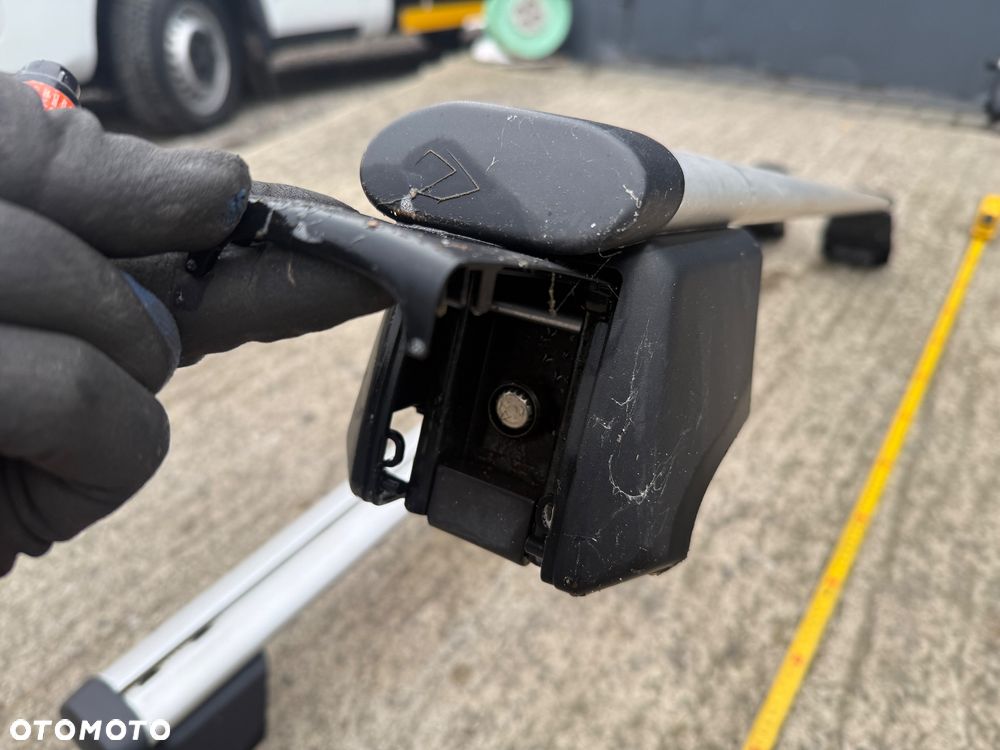 AUDI Q5 SQ5 80A 17-2024 BAGAŻNIK DACHOWY BELKI 80A860019 Thule - 3