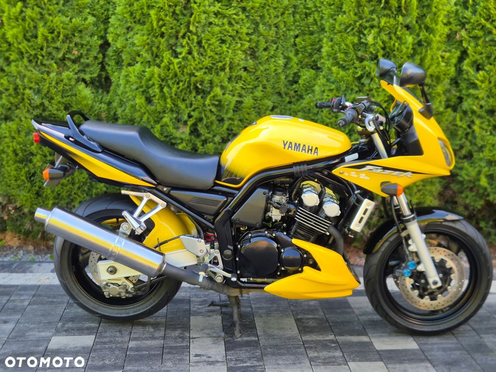 Yamaha FZ6 - 3