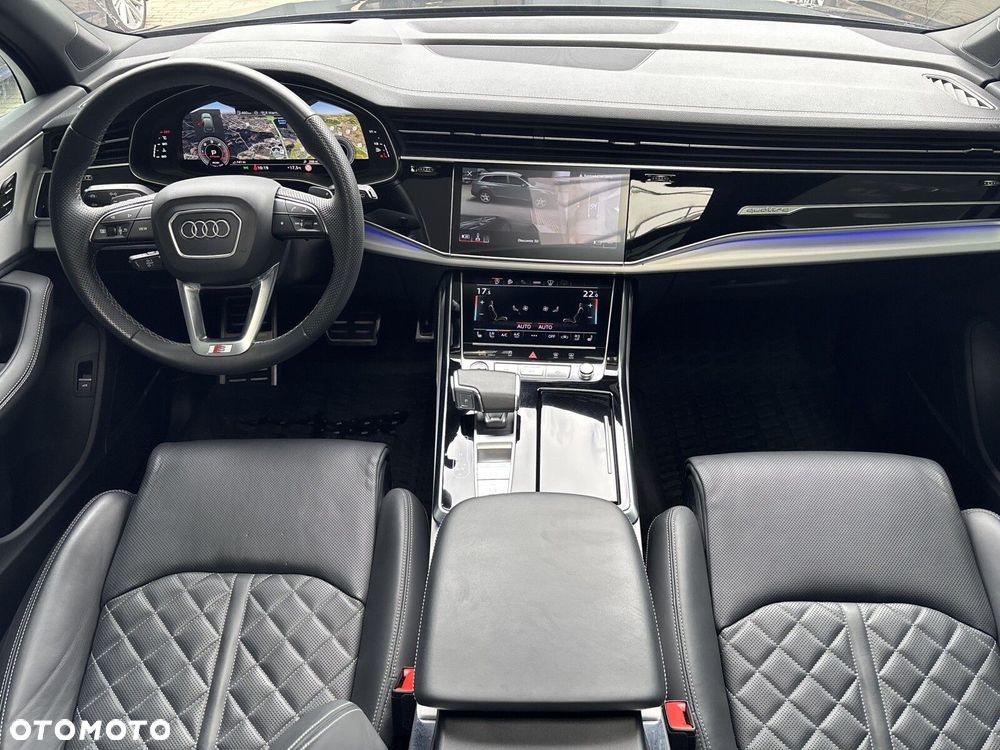 Audi Q7 - 10