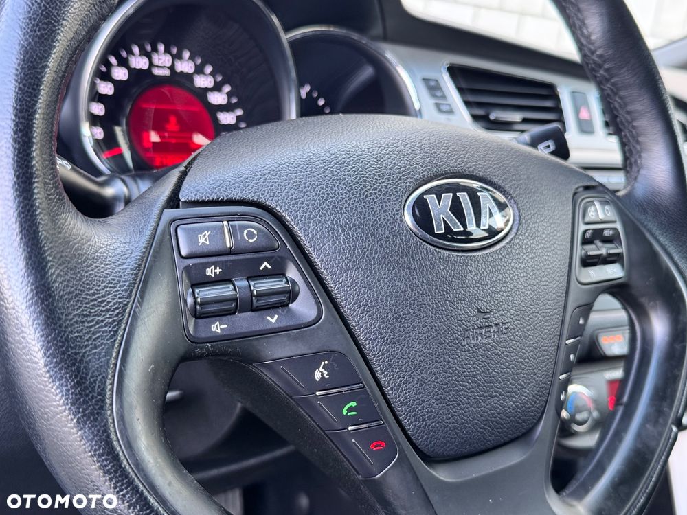 Kia Ceed 1.6 GDI Spirit - 29