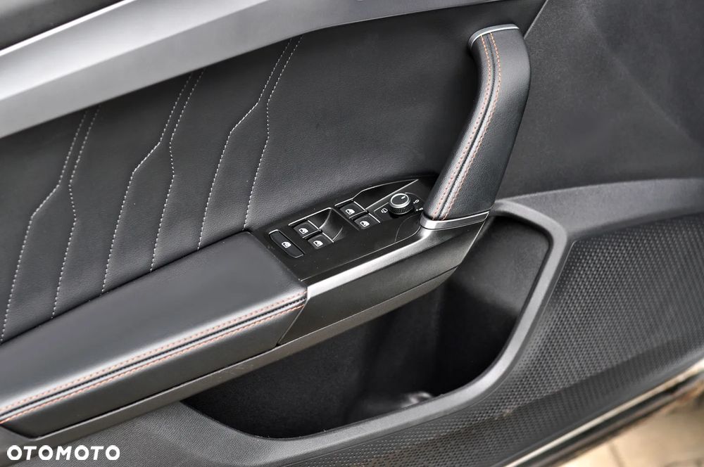 Cupra Formentor 1.5 TSI DSG - 25