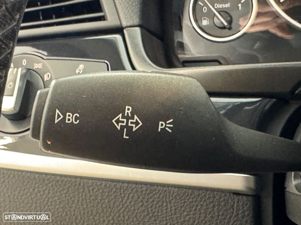 BMW 525 d Exclusive Auto - 14