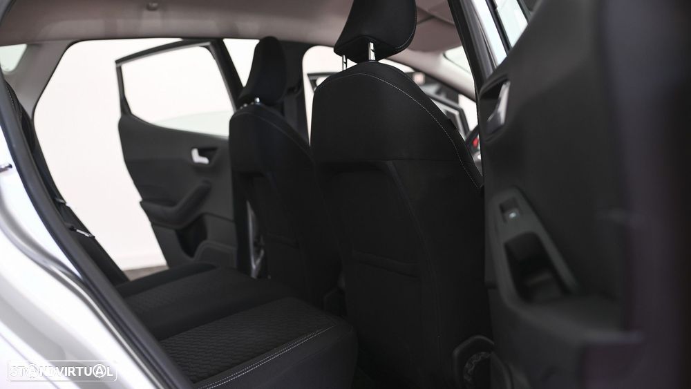 Ford Fiesta 1.1 S&S TITANIUM - 41