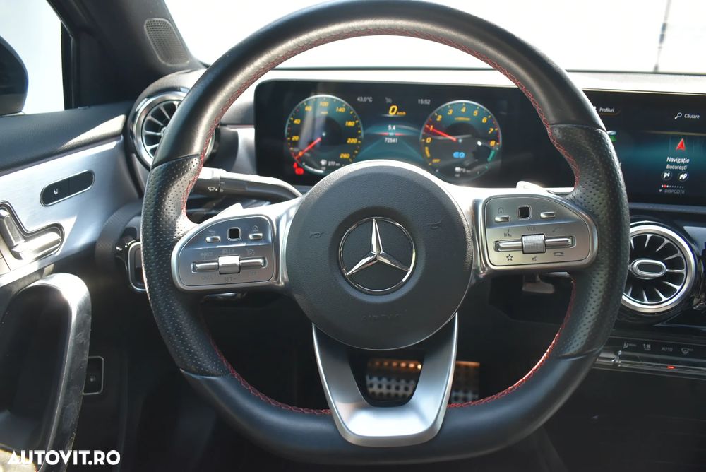 Mercedes-Benz A - 11