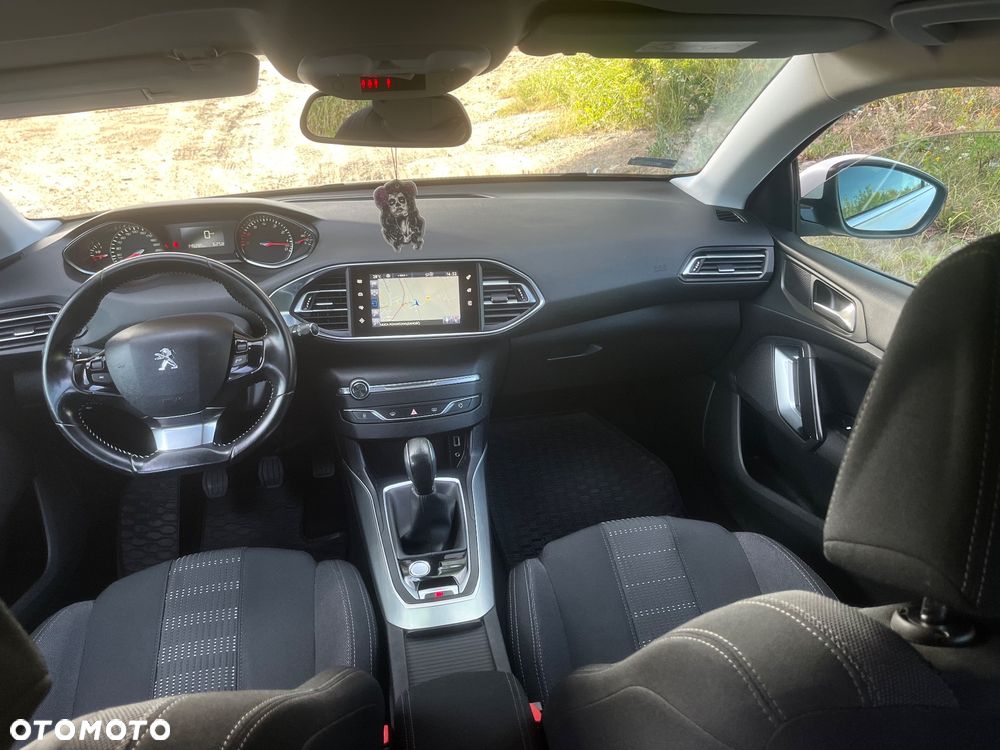 Peugeot 308 - 16