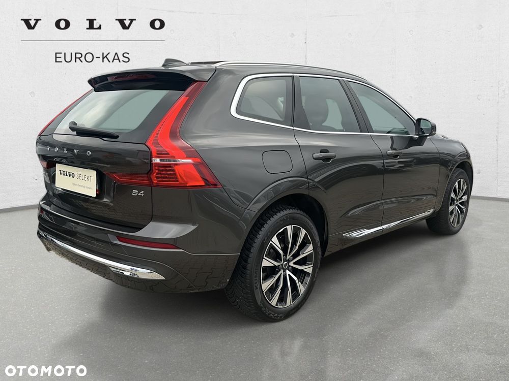 Volvo XC 60 - 4