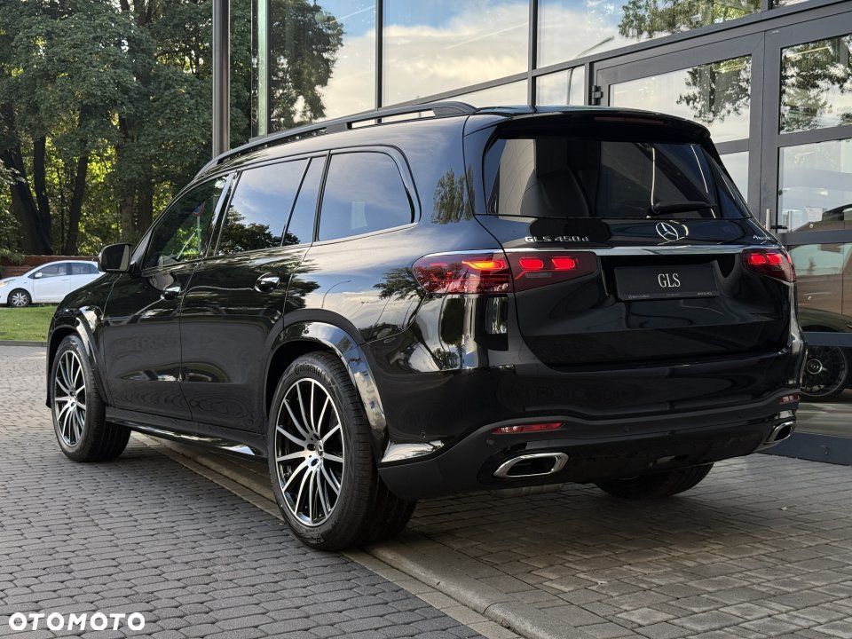 Mercedes-Benz Gls 2026 photo 3