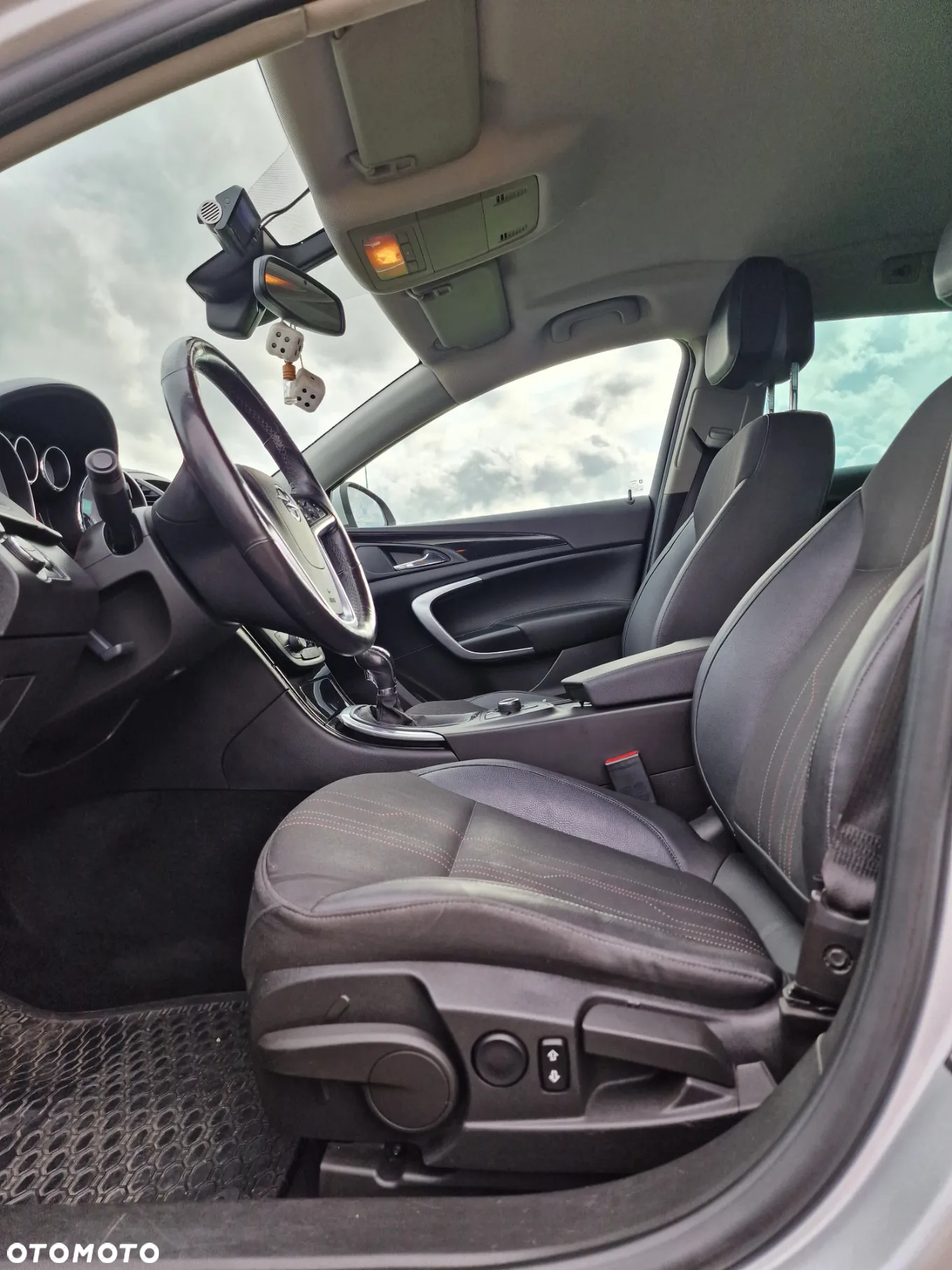Opel Insignia 2.0 CDTI - 26