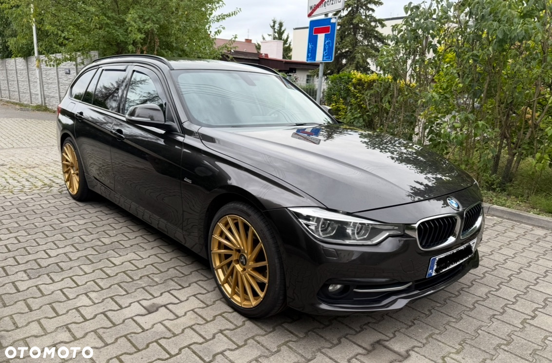 BMW Seria 3 320d Touring xDrive Sport Line - 11
