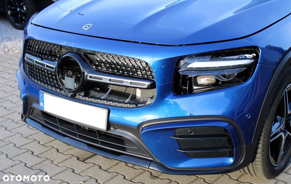 Mercedes-Benz GLB 220 mHEV 4-Matic AMG Line 8G-DCT - 5